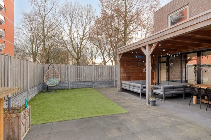 Foto 18 van Mortierlaan 12