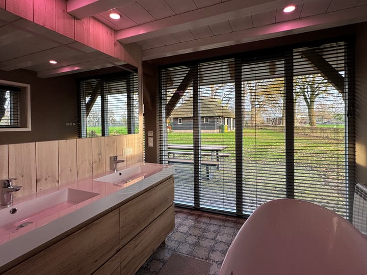 Foto 117 van Lutten Oever 7