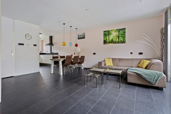 Foto 7 van Breedspoor 176