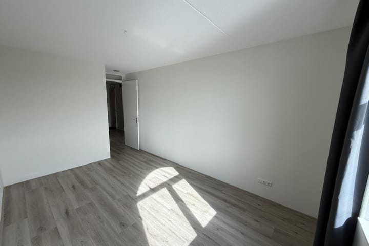 Foto 15 van Pantograafstraat 64