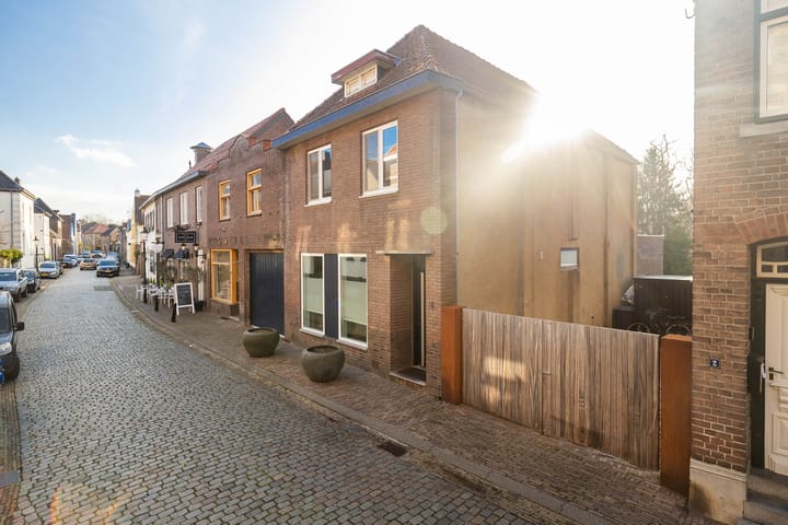 Dorpstraat 4