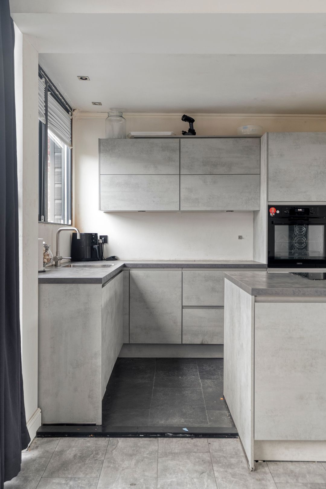 Photo 11 of Vlimmerenstraat 56