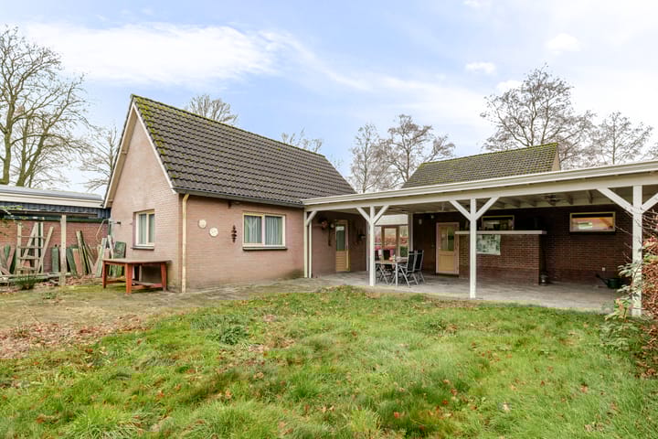 Foto 10 van Plantsoenweg 4