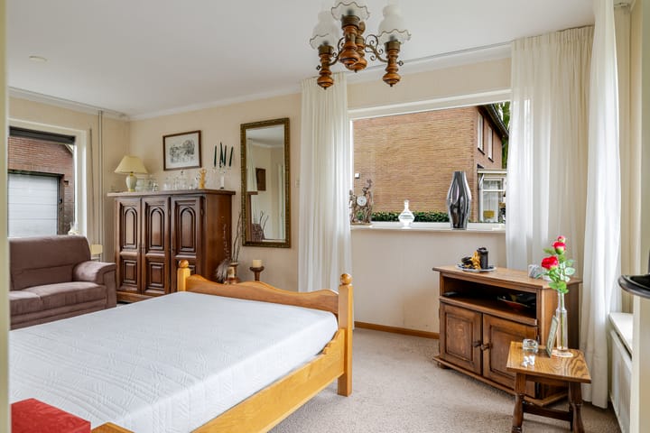 Foto 25 van Plantsoenweg 4