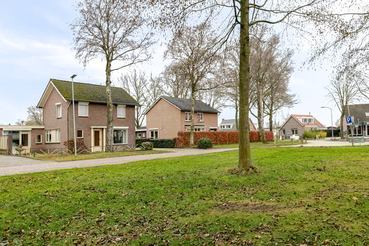 Foto 52 van Plantsoenweg 4