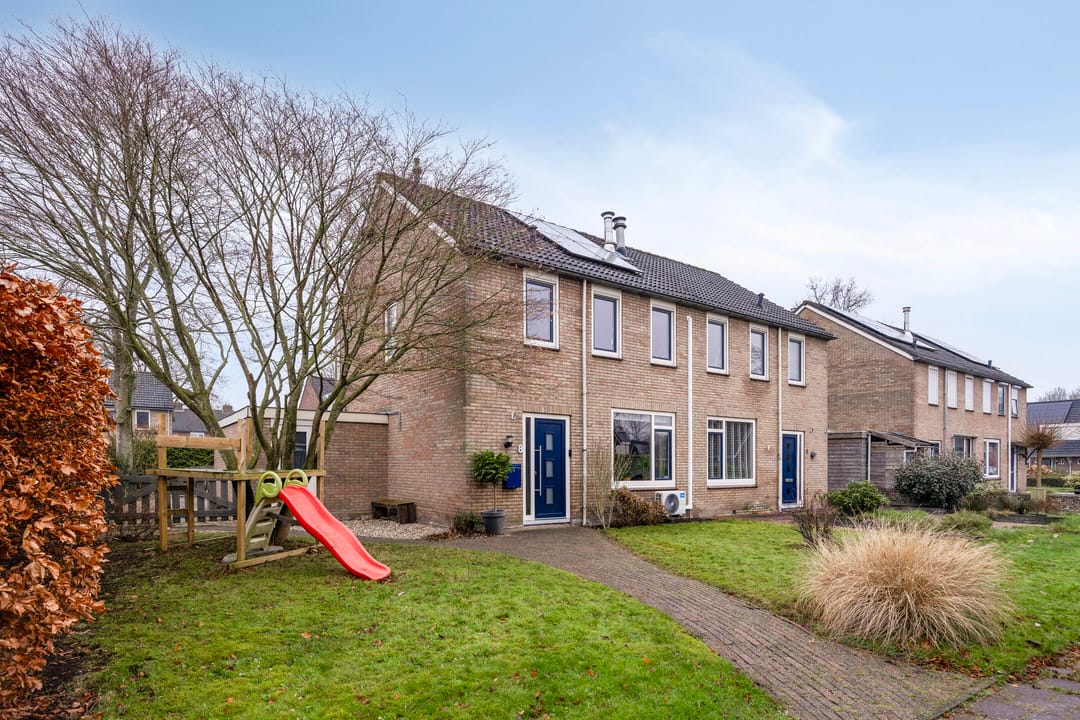 Foto 2 van Leiloof 8