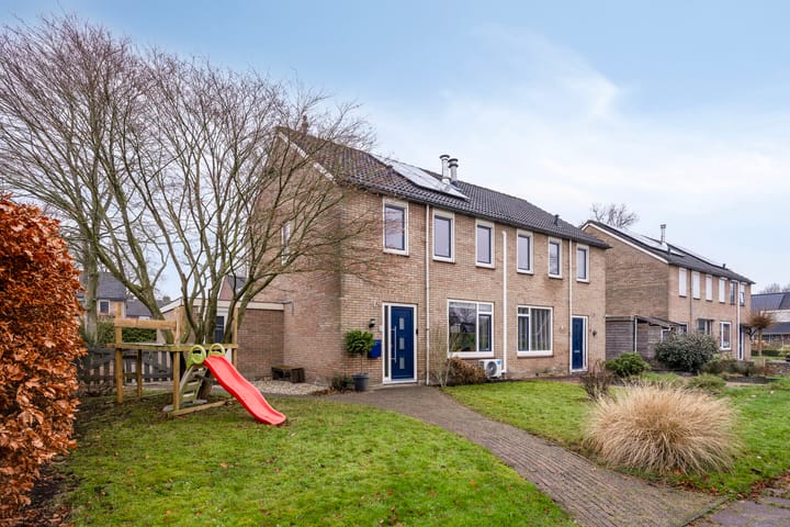 Foto 2 van Leiloof 8