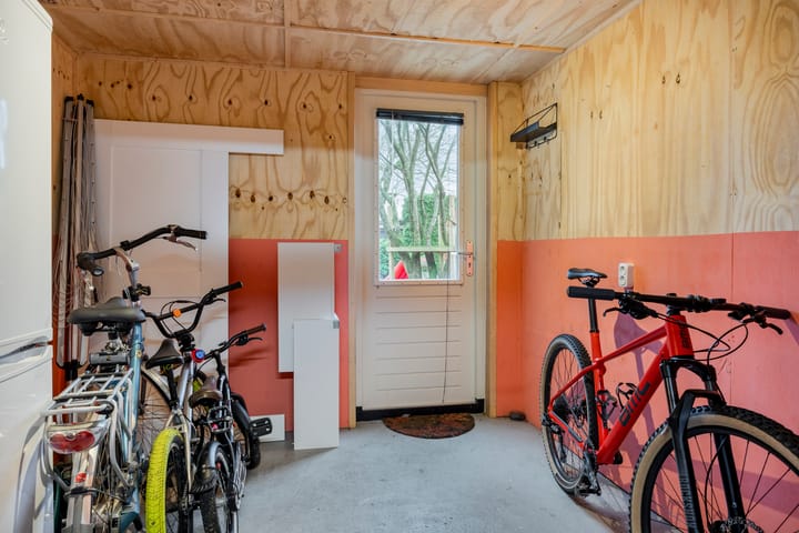 Foto 29 van Leiloof 8