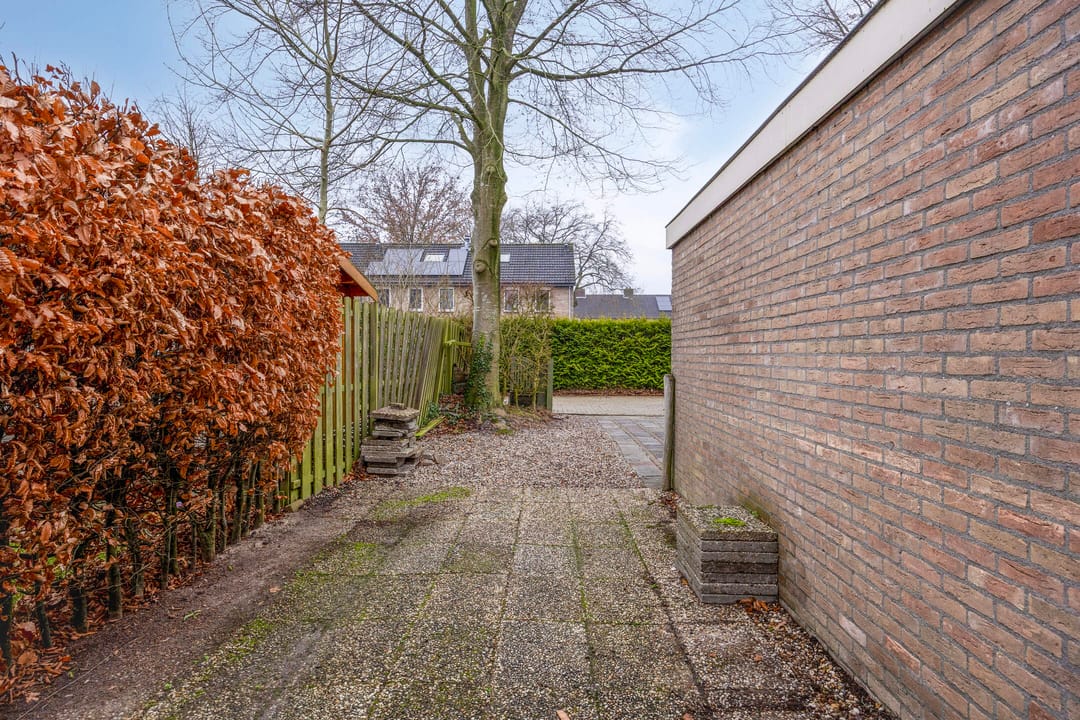 Foto 38 van Leiloof 8