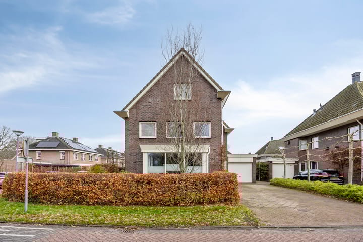 Foto 3 van Spoorstraat 9