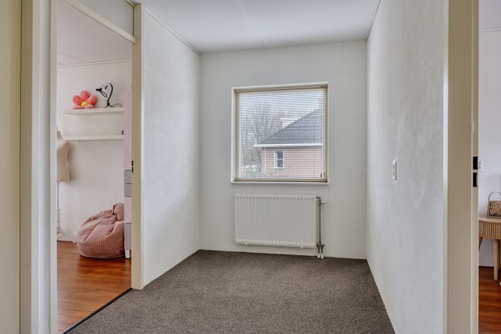 Foto 32 van Spoorstraat 9