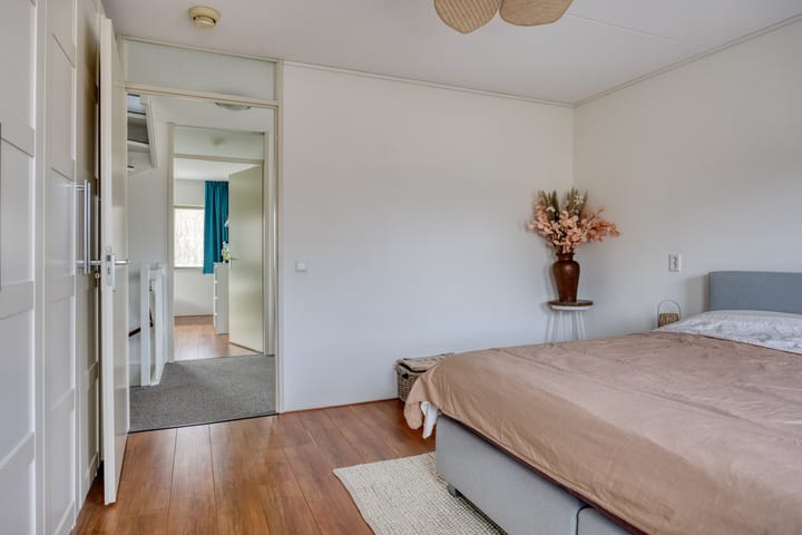 Foto 39 van Spoorstraat 9