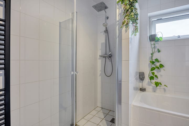 Foto 46 van Spoorstraat 9