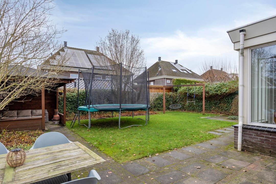 Foto 62 van Spoorstraat 9