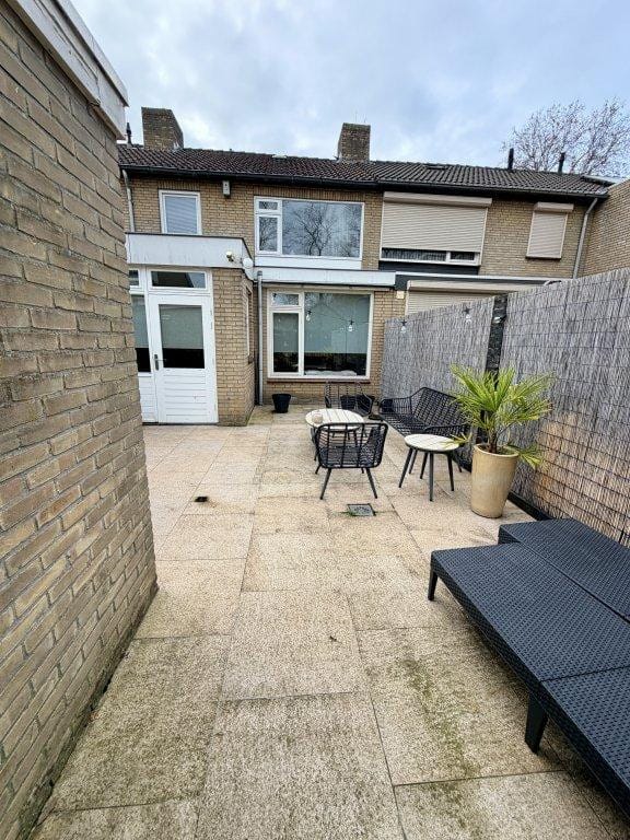 Foto 9 van van Beeckstraat 3