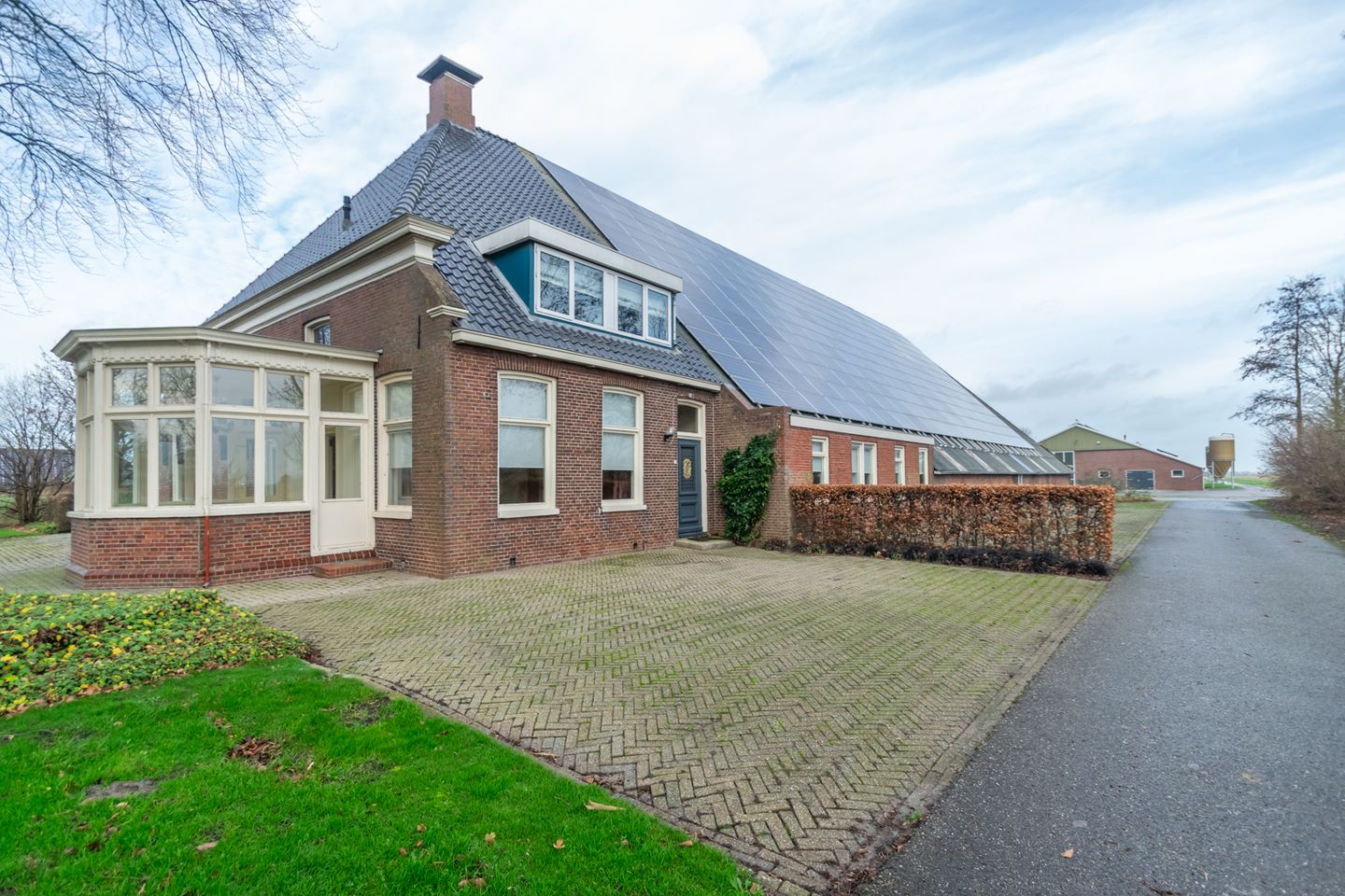 View photo 3 of Stadsweg 70