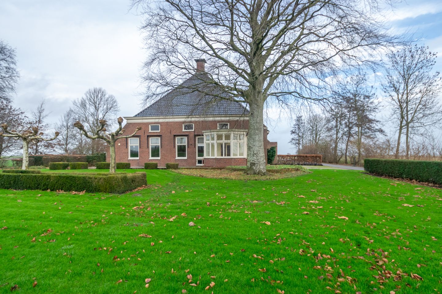 View photo 2 of Stadsweg 70