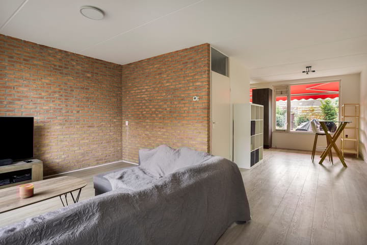 Photo 6 of Jan van Vlissingenhof 41