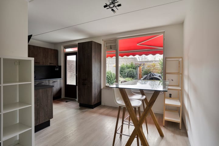 Photo 9 of Jan van Vlissingenhof 41