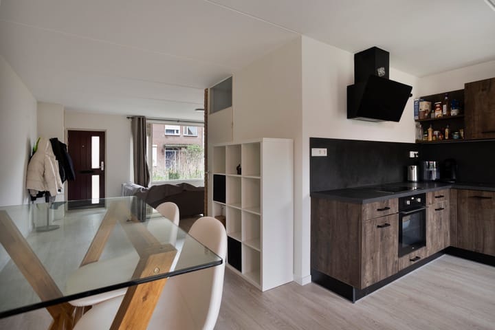 Photo 10 of Jan van Vlissingenhof 41