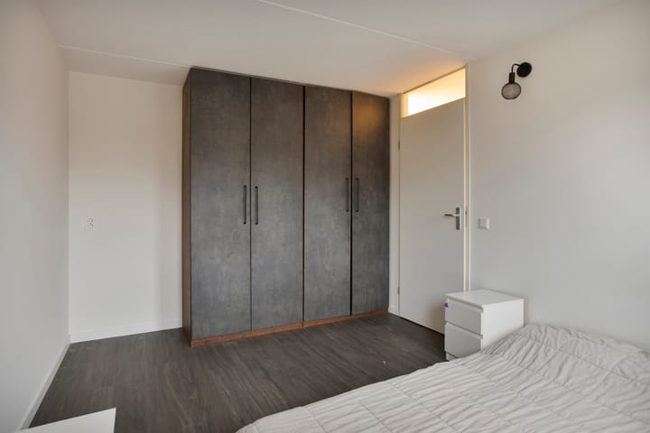 Photo 17 of Jan van Vlissingenhof 41