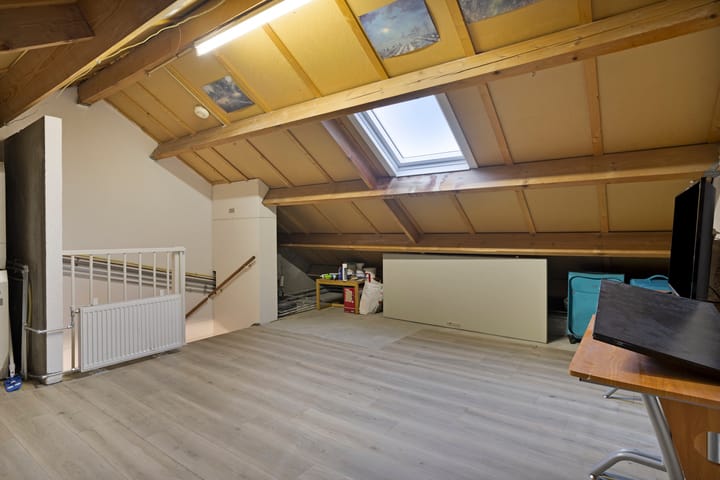 Photo 23 of Jan van Vlissingenhof 41