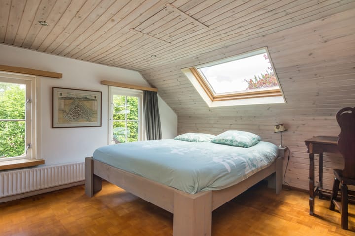 Photo 32 of Gronausestraat 457