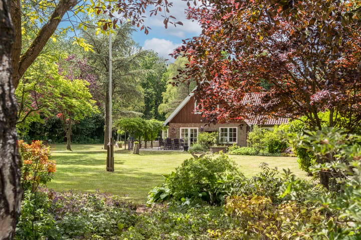 Photo 46 of Gronausestraat 457