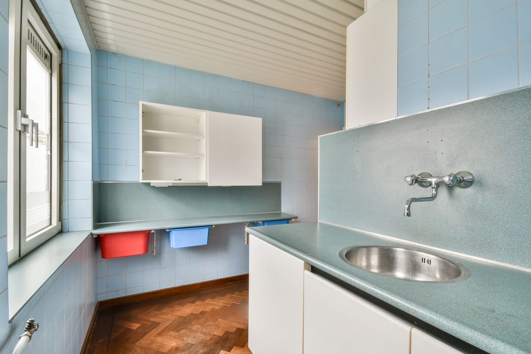 Photo 8 of Meander 245