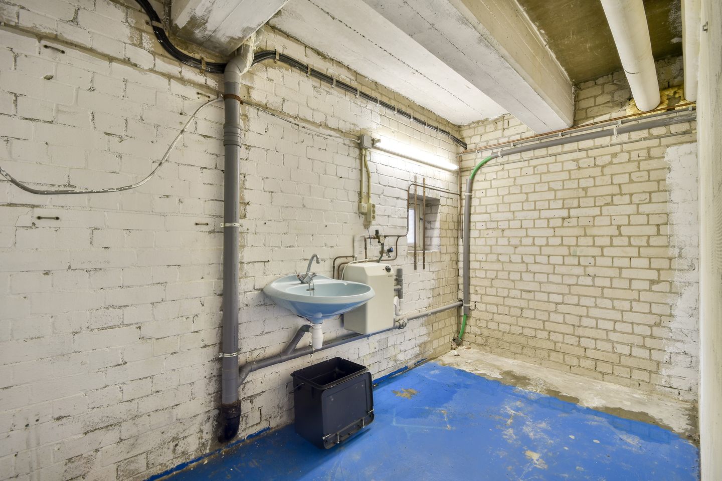 Photo 20 of Meander 245