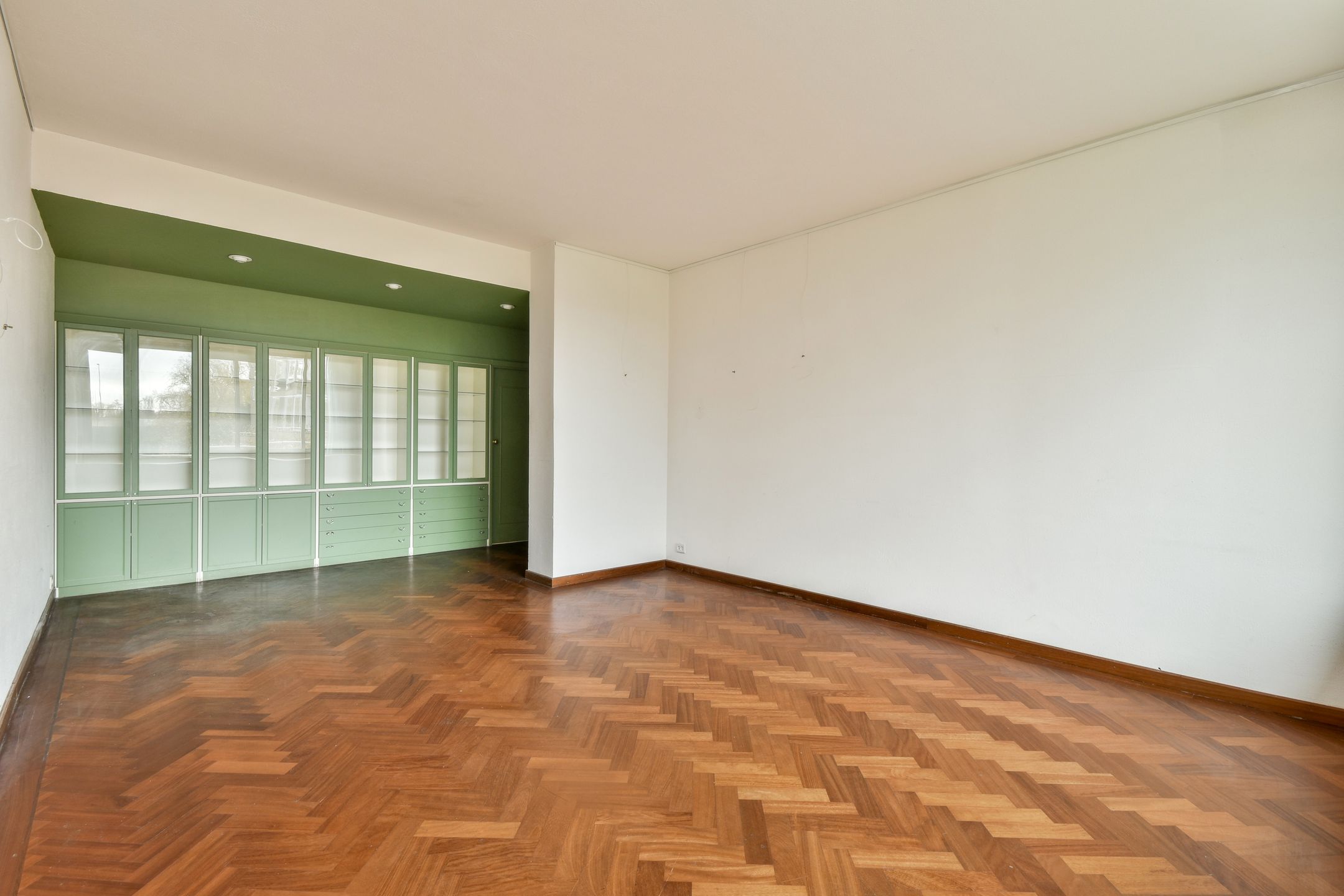 Photo 6 of Meander 245