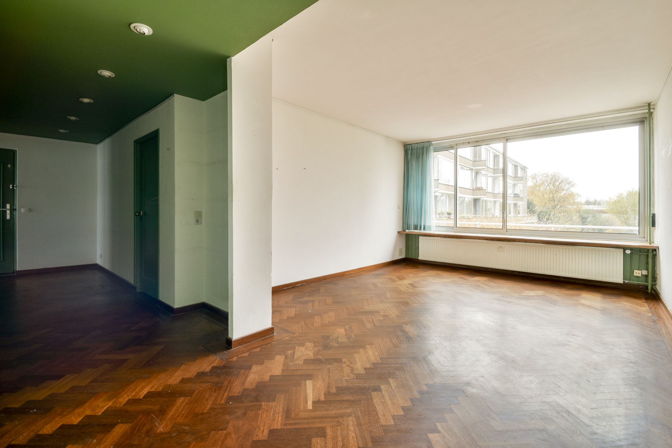 Photo 3 of Meander 245