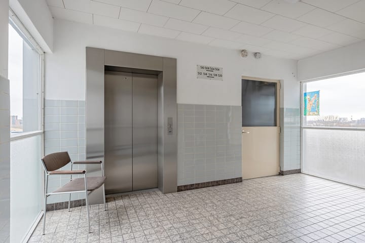 Foto 9 van Holysingel 512