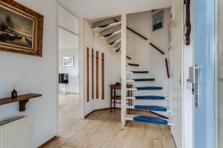 Photo 8 of Pinksterbloem 24