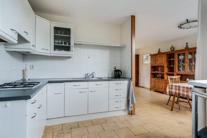 Photo 15 of Pinksterbloem 24