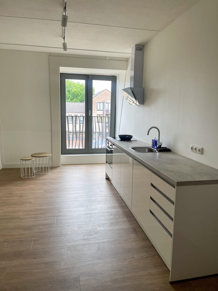 Foto 2 van Raadhuisstraat 1-S