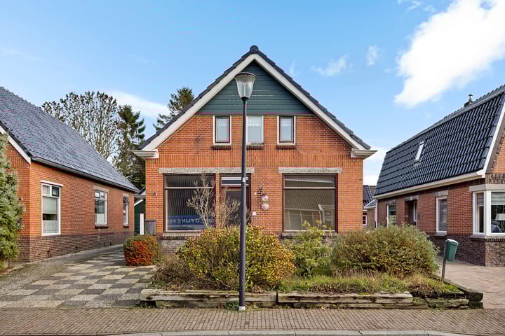 Photo 6 of Hoofdstraat 16