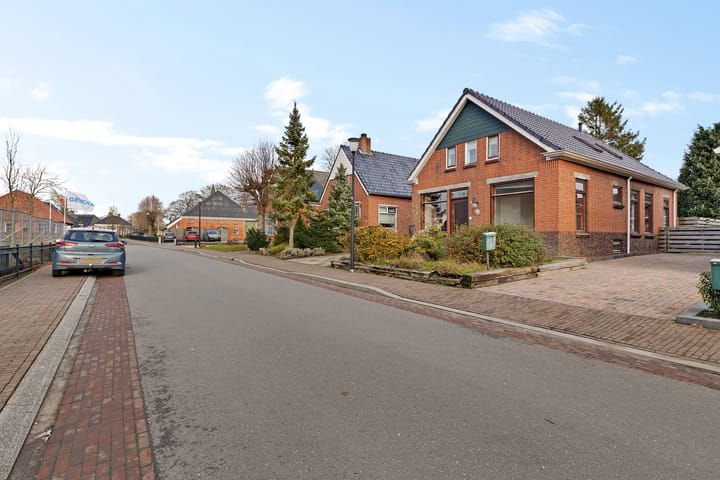 Photo 8 of Hoofdstraat 16