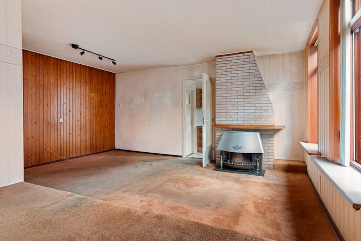 Photo 27 of Hoofdstraat 16