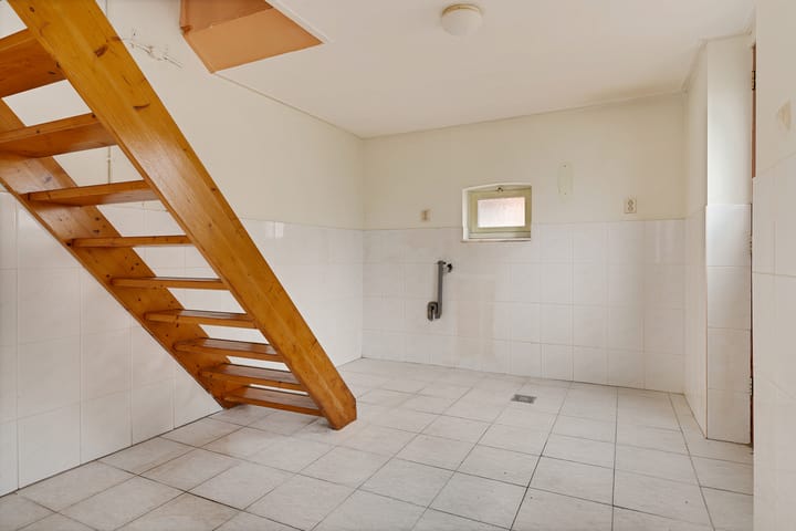 Photo 32 of Hoofdstraat 16