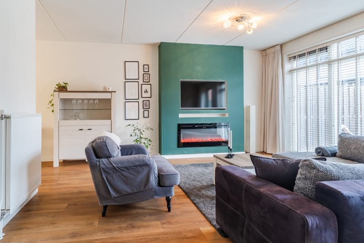 Photo 2 of Vogellaan 22-A