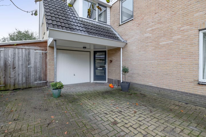 Foto 3 van Van der Ploegstrjitte 50