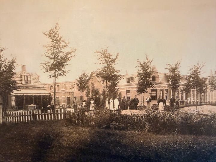 Foto 54 van Bij 't Station 1