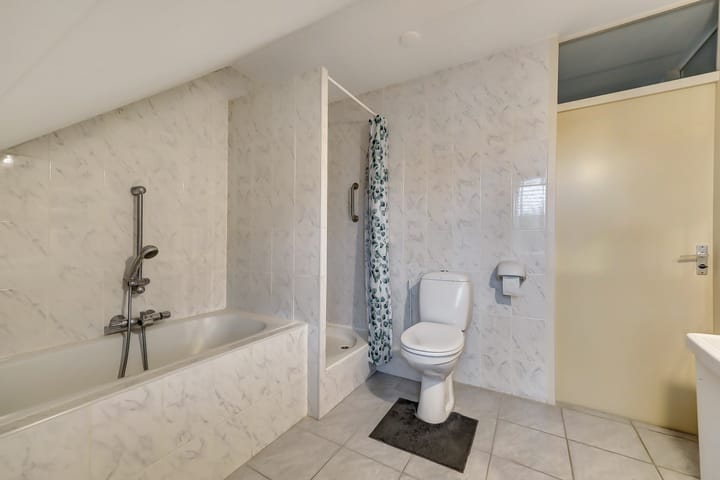 Foto 15 van Van Leeuwenhoeklaan 40