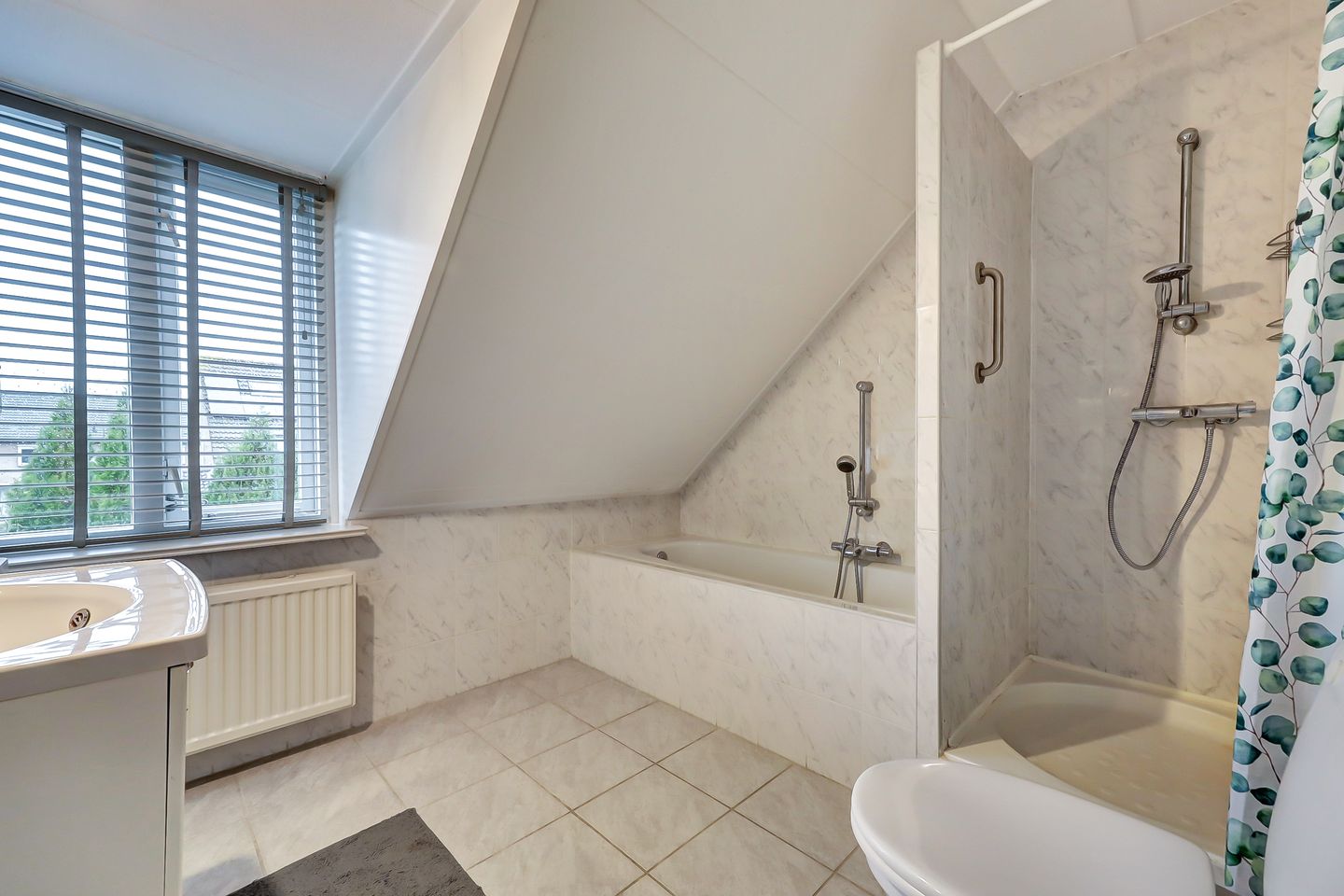 Photo 14 of Van Leeuwenhoeklaan 40