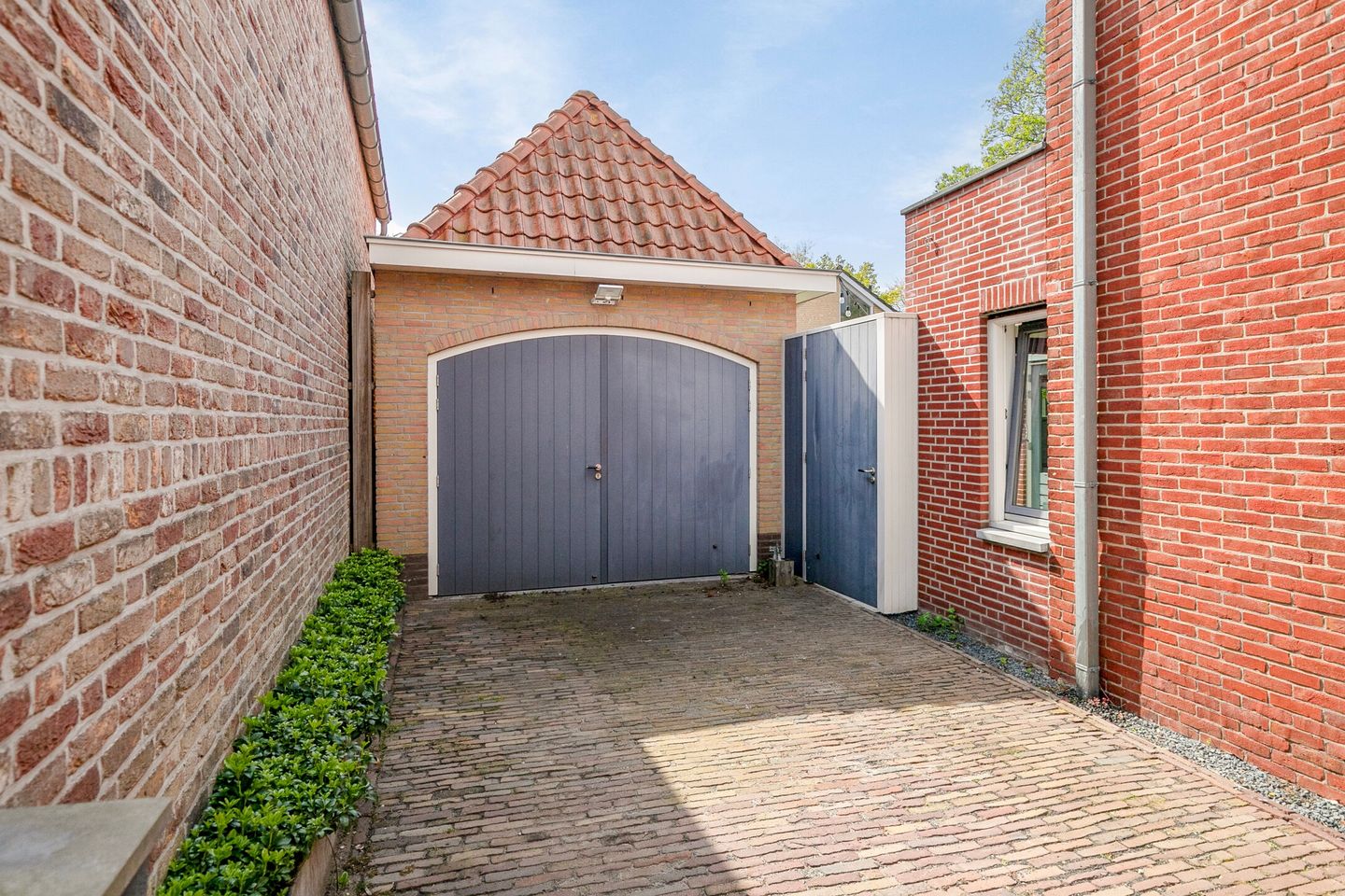 Photo 49 of Antwerpsestraatweg 248