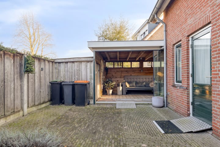 Foto 25 van Stationsweg 14-B