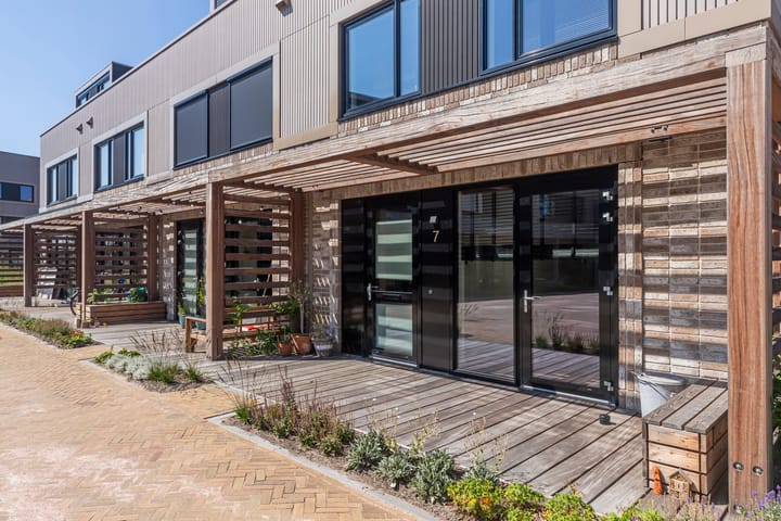 Photo 5 of Helga Ruebsamenhof 7