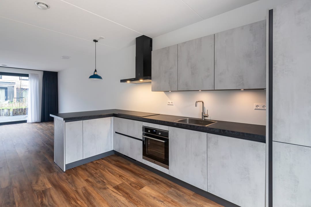 Foto 8 van Helga Ruebsamenhof 7