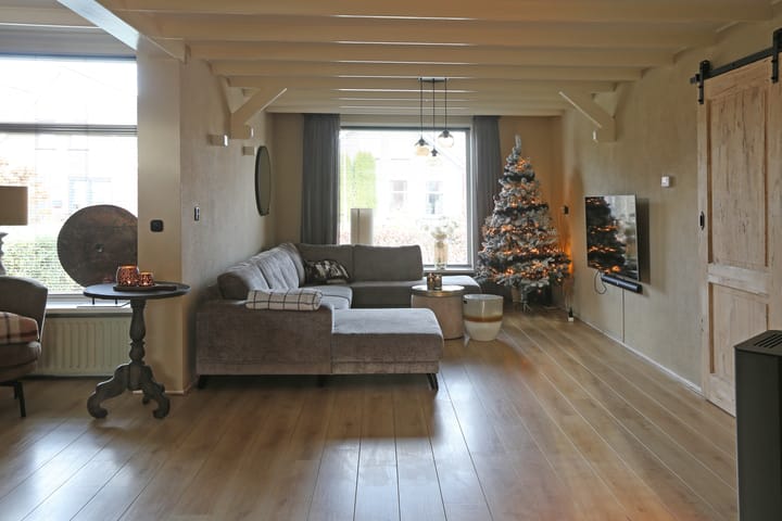 Photo 2 of Warmoltsstrjitte 68